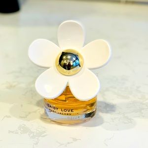 Brand New Marc Jacobs Daisy Love
